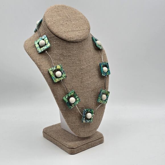 Green Blue Geometric Square Stations Silver Tone Separators Beaded Necklace - Picture 2 of 13